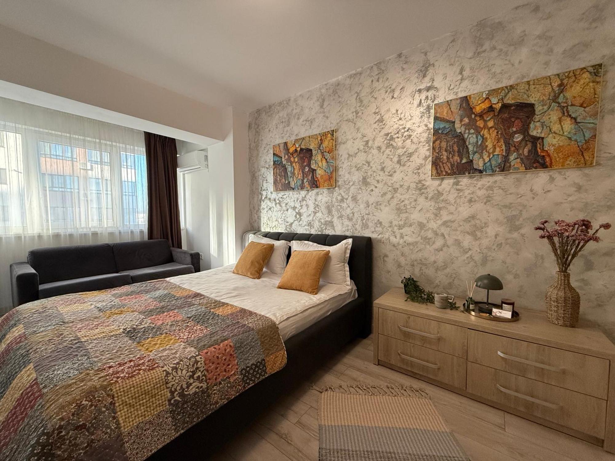 Smart Stay Studio With Free Parking Ясси Екстер'єр фото